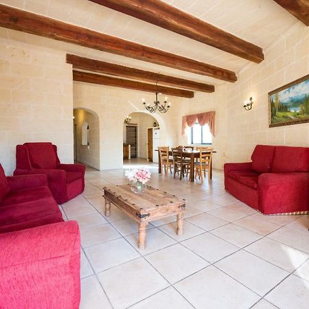 Sunset - Holiday Farmhouse With Large Private Pool In Island Of Gozo Nadur Exterior foto